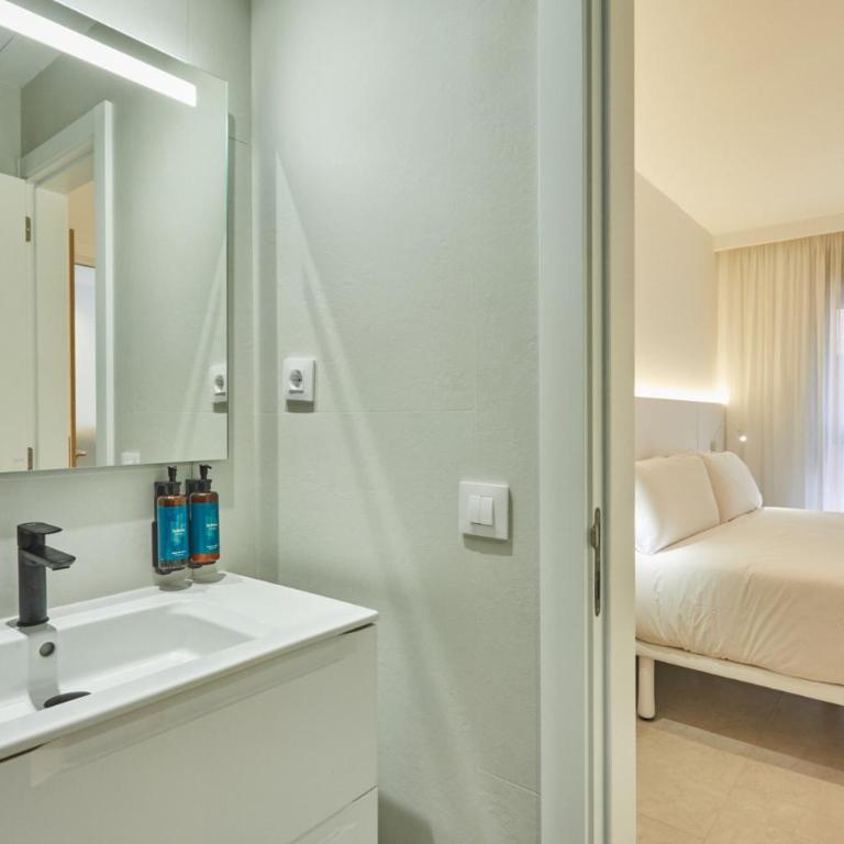 Silken Atlantis Playa - Holiday Homes - One-Bedroom Apartment with Terrace - 8