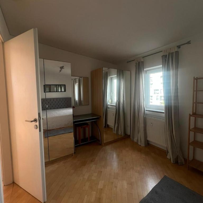 Rooftop Terrace Apartment in Schwabing - One-Bedroom Apartment - 9