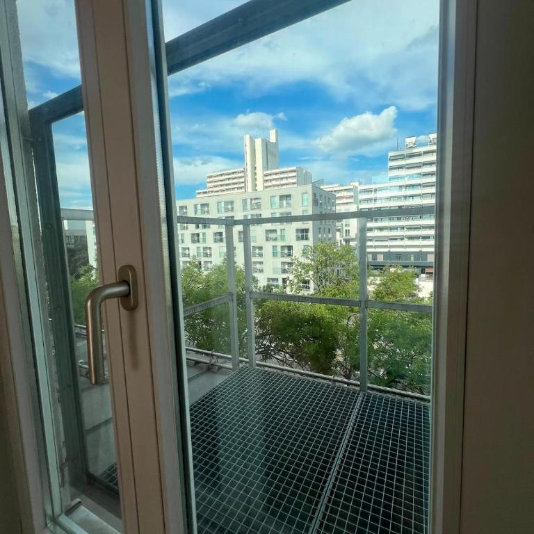 Rooftop Terrace Apartment in Schwabing - One-Bedroom Apartment - 15