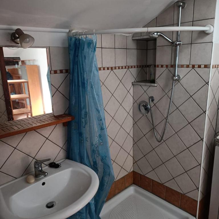 A 2 minuti dal mare - 250 mt from Foce Beach - Appartamento con 2 Camere da Letto - 6