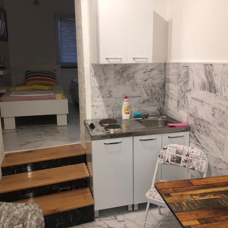 Sandra - Apartman sa 1 Spavaćom Sobom - 19