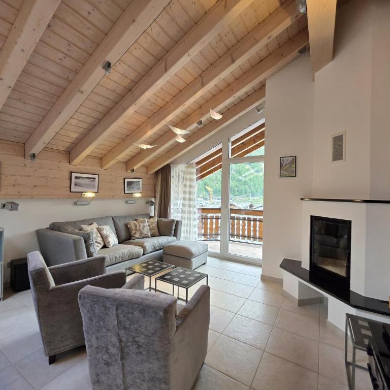 Chateau B41 Penthouse - Apartment mit 3 Schlafzimmern und Bergblick - 3