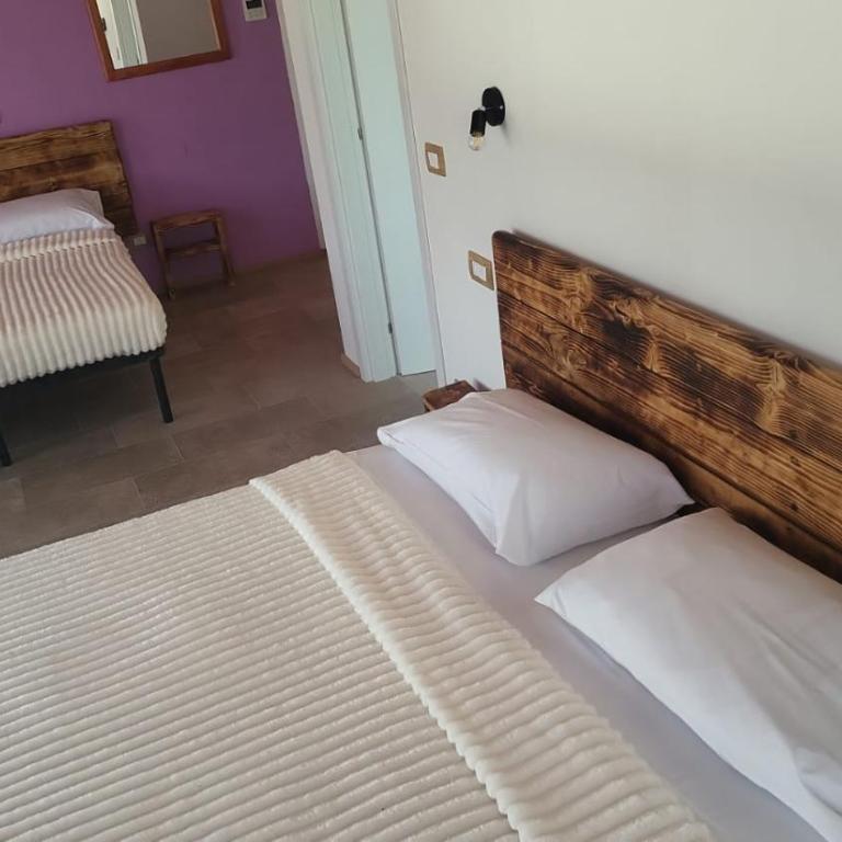 Le Ghie - Family Suite with Balcony - 13