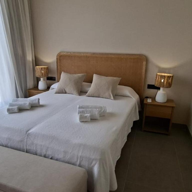Natural Beatriz Luxury Villa Baby Package Included - Three-Bedroom Villa - 5