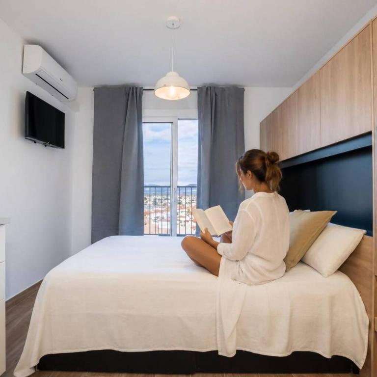 Estudio con jacuzzi y vistas al mar - Studio-Apartment mit Meerblick - 2
