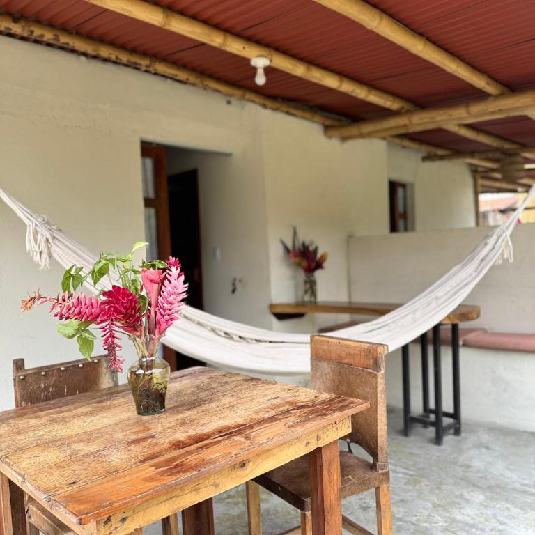 Tayrona Cachaco River Ecohostal - Habitación Triple con baño privado - 6