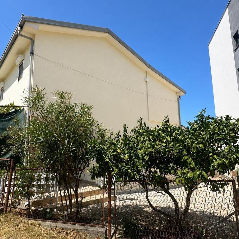 Vista Mare Apartment - Two-Bedroom Apartment - 15