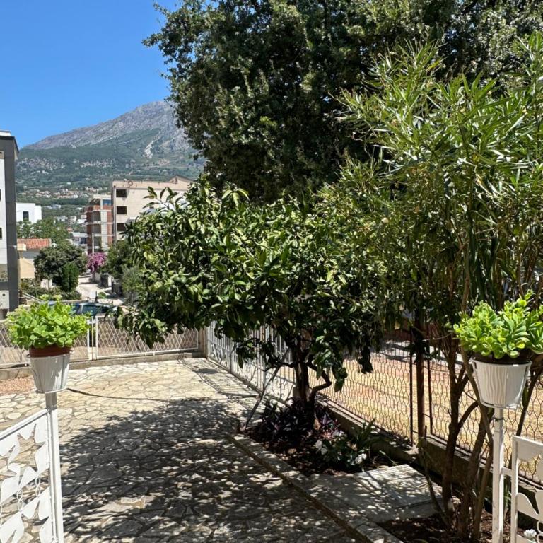 Vista Mare Apartment - Two-Bedroom Apartment - 16