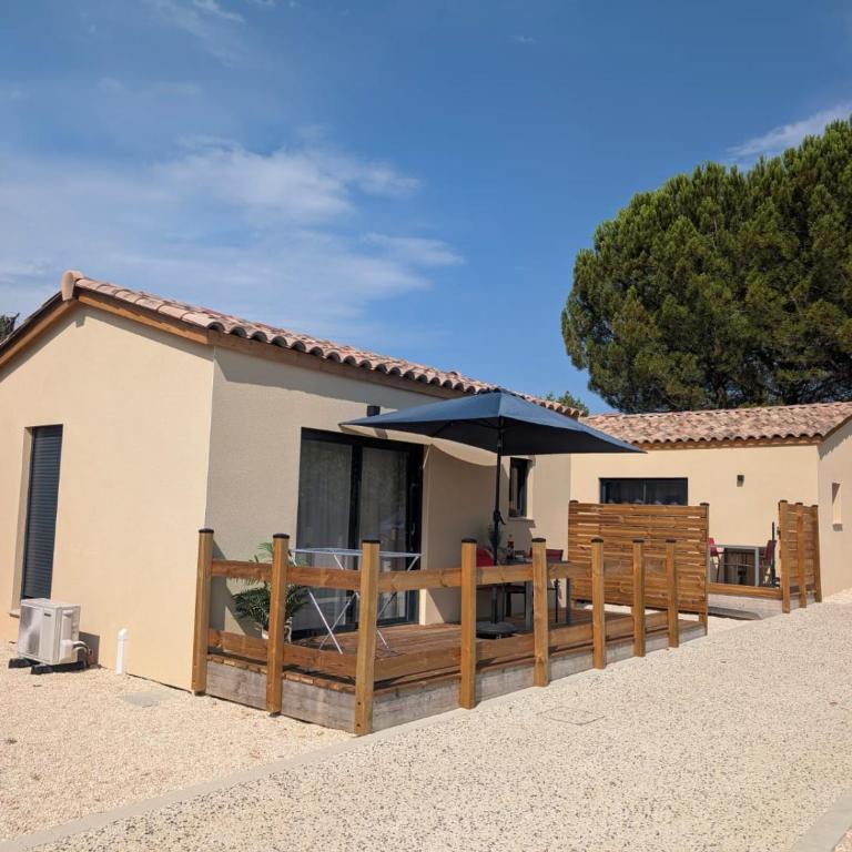 Chic and Chill Guest House, gite romantique Provençal, piscine et spa - Maison 1 Chambre - 12