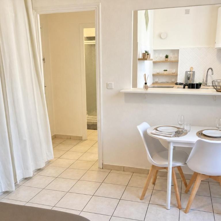 Charmant appartement - Cannes - Appartement 1 Chambre - 11