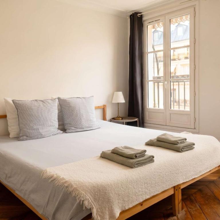 Bright Montparnasse apartment with balcony - Appartement - 2