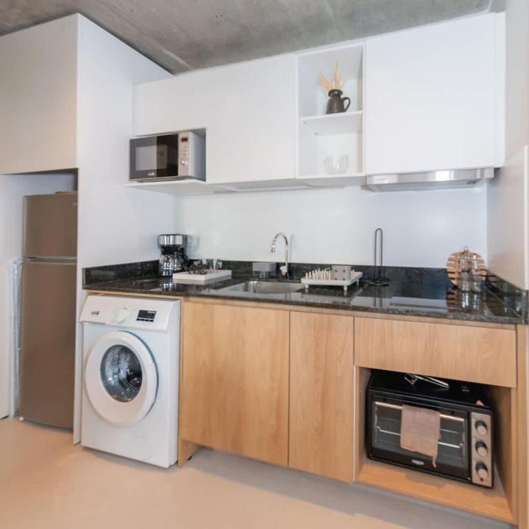 Corporate Apt Near Shops Gym Pool and CoWorking - Apartment - 9