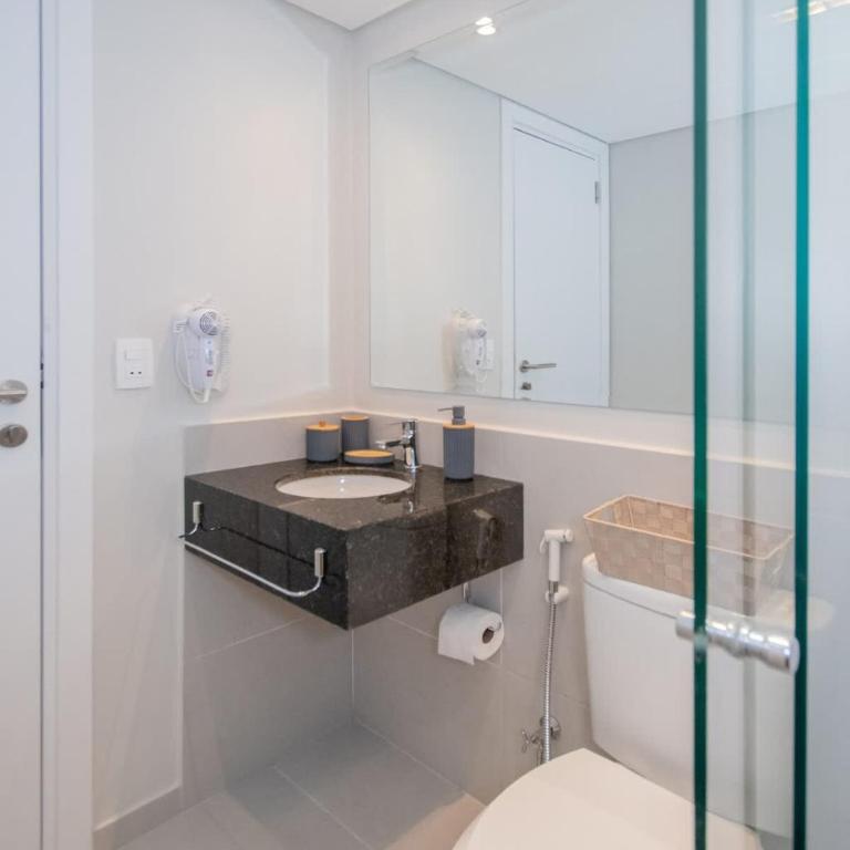 Corporate Apt Near Shops Gym Pool and CoWorking - Apartment - 22
