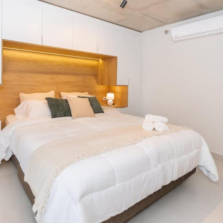 Business Ready Apt Workspace Pool and Gym Access - Apartment - 23