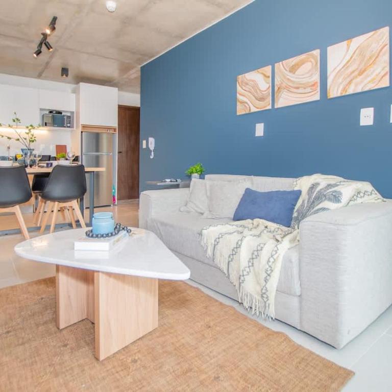 Business Ready City Escape with Pool BBQ and Gym - Apartment - 1
