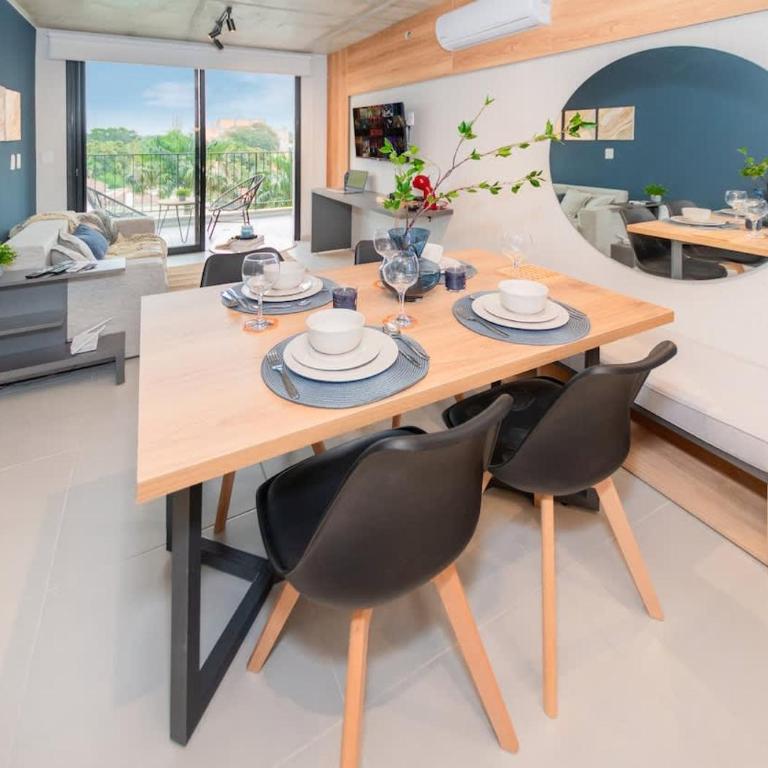 Business Ready City Escape with Pool BBQ and Gym - Apartment - 3