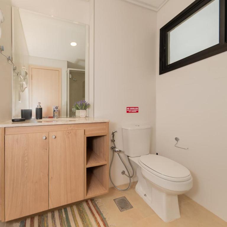 Stylish One-Bedroom Near Top Malls with Pool&Gym - Apartamento - 15