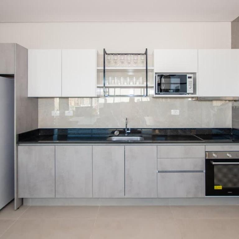 Trendy Studio near Malls with Pool Gym and BBQ - Estudio - 24