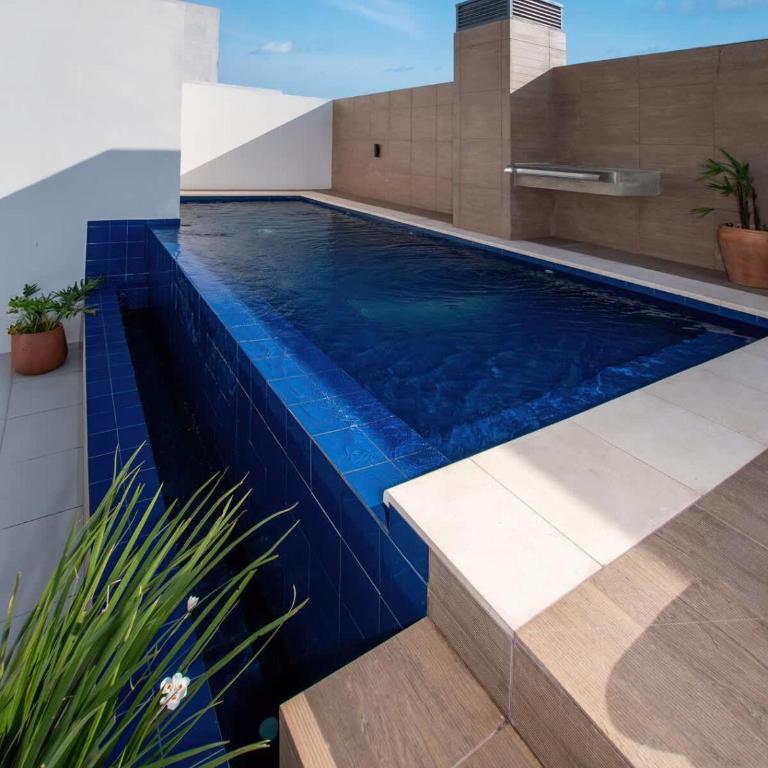 Charming Corporate Hub with Pool Gym & Workspace - Apartamento - 6