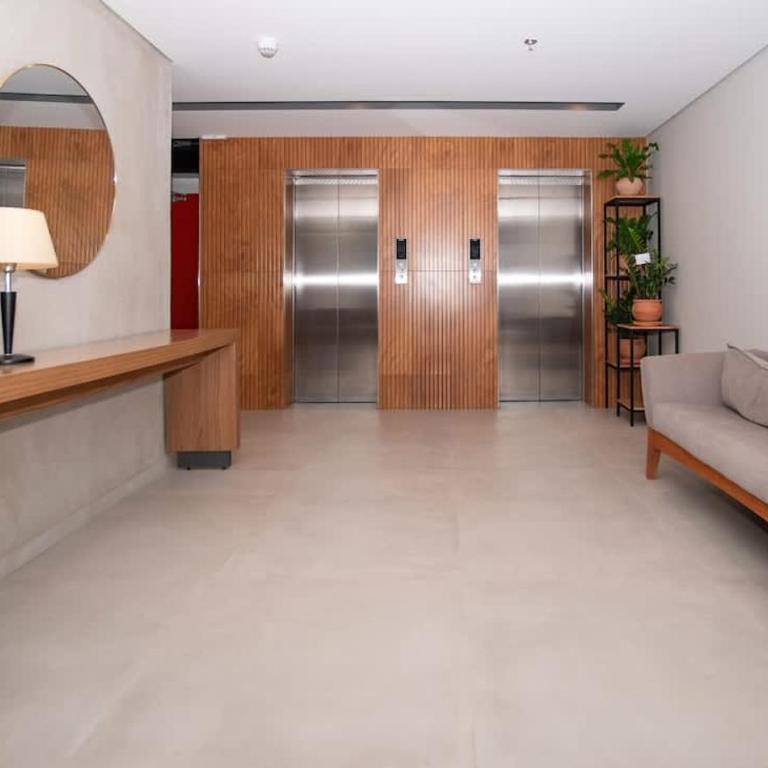 Modern Business Stay with Work Desk Pool and Gym - Apartamento - 9