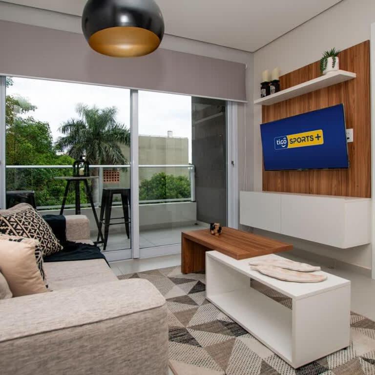 Modern Business Stay with Work Desk Pool and Gym - Apartamento - 11