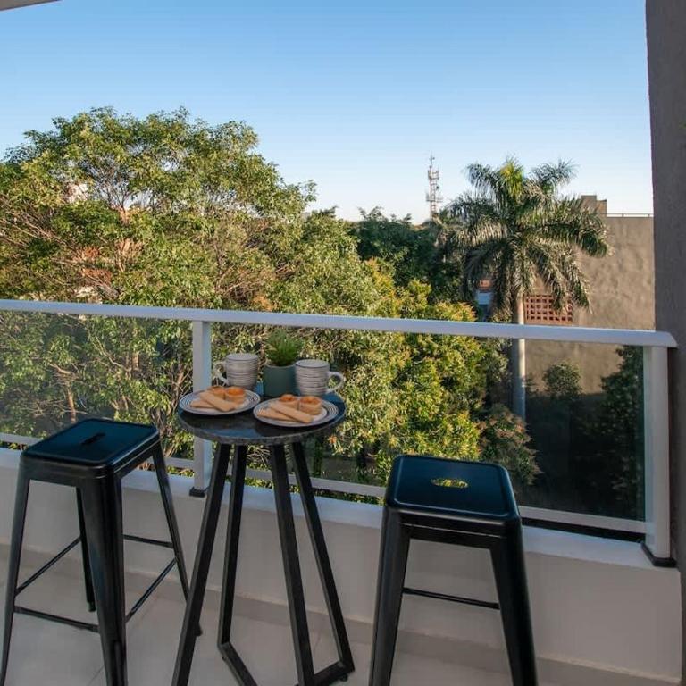 Business Stay with Fast Wi-Fi Pool and Workspace - Apartment - 4
