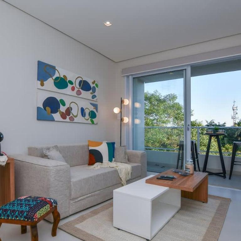 Business Stay with Fast Wi-Fi Pool and Workspace - Apartment - 10