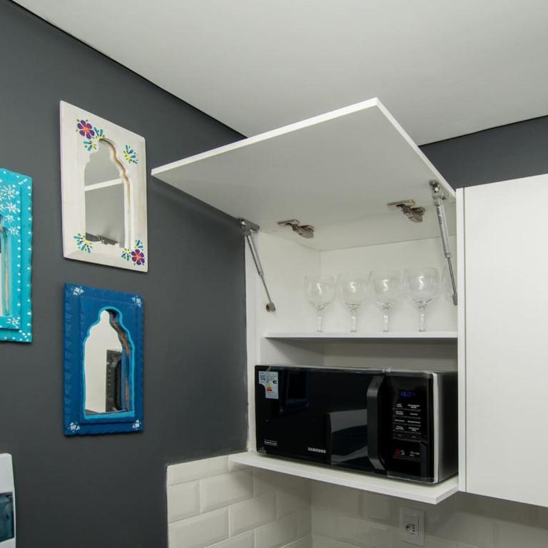 Business Stay with Fast Wi-Fi Pool and Workspace - Apartment - 28