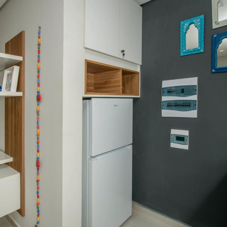Business Stay with Fast Wi-Fi Pool and Workspace - Apartment - 32