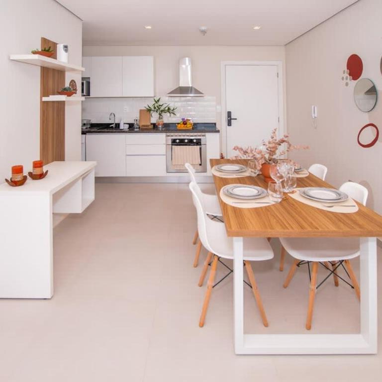 Urban Oasis with Pool BBQ and Nearby Shopping - Apartamento - 4