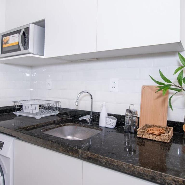 Urban Oasis with Pool BBQ and Nearby Shopping - Apartamento - 19