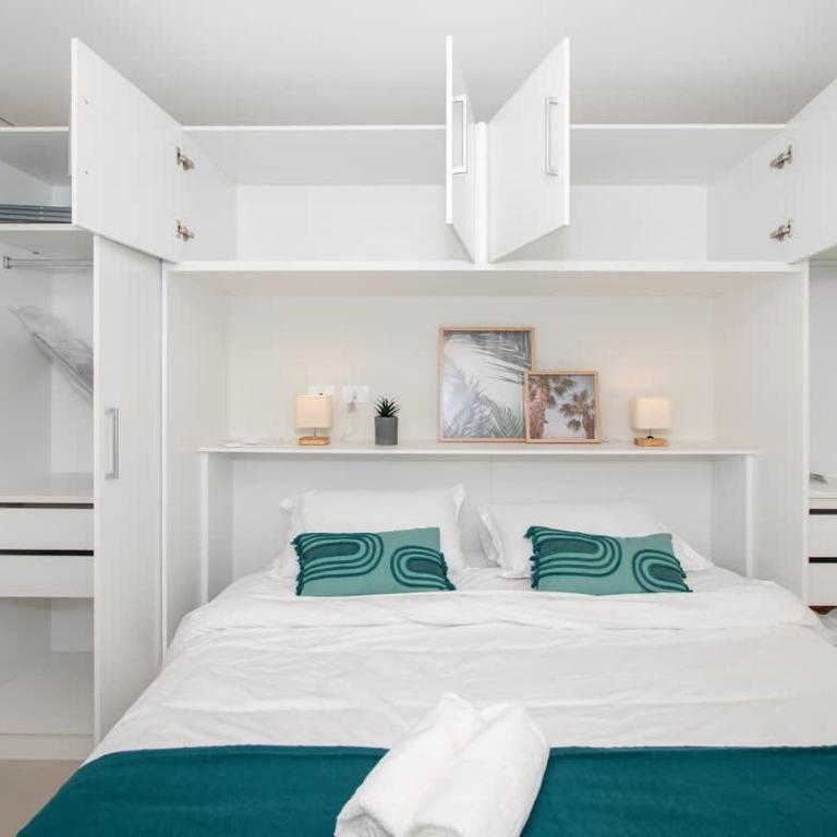 Executive One BR Near Malls with WiFi & Coworking - Apartamento - 16