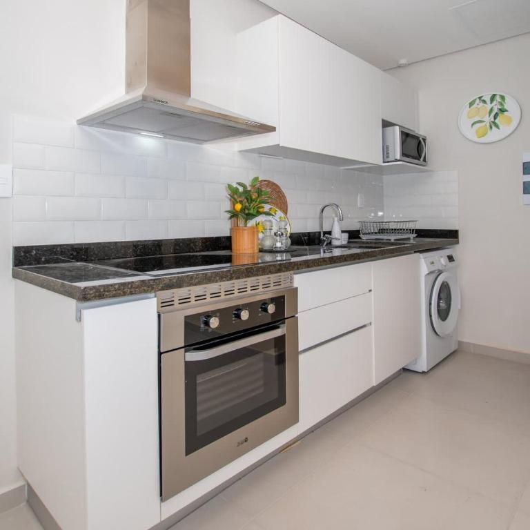 Executive One BR Near Malls with WiFi & Coworking - Apartamento - 19