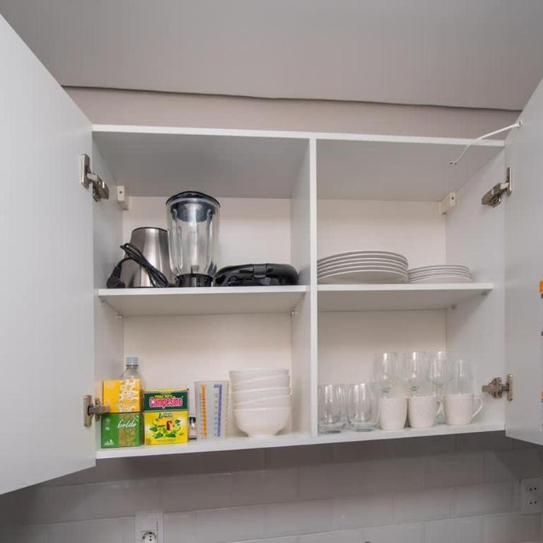 Skyline Escape with Workspace Desk and WiFi - Apartamento - 19