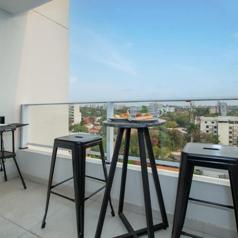 Vibrant Stay with Rooftop BBQ Pool and Near Malls - Apartamento - 5