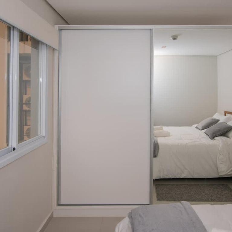 Vibrant Stay with Rooftop BBQ Pool and Near Malls - Apartamento - 19