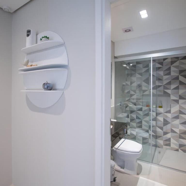 Vibrant Stay with Rooftop BBQ Pool and Near Malls - Apartamento - 21