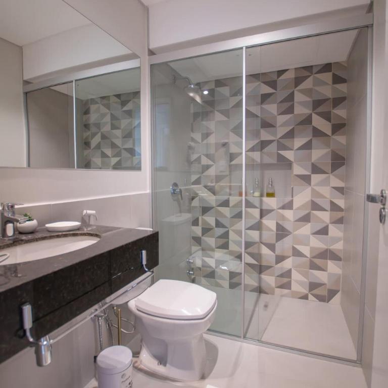 Vibrant Stay with Rooftop BBQ Pool and Near Malls - Apartamento - 22