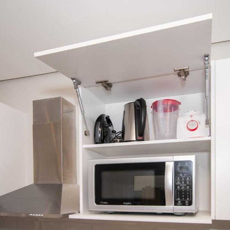 Vibrant Stay with Rooftop BBQ Pool and Near Malls - Apartamento - 25