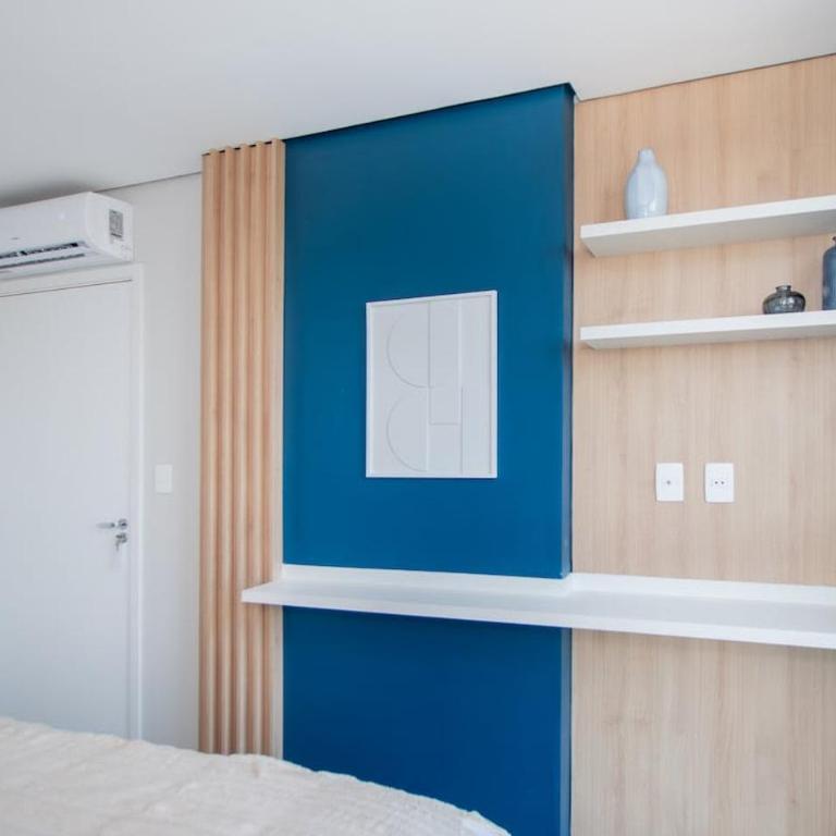 Charming Apt with City View Workspace Pool&Gym - Apartment - 14