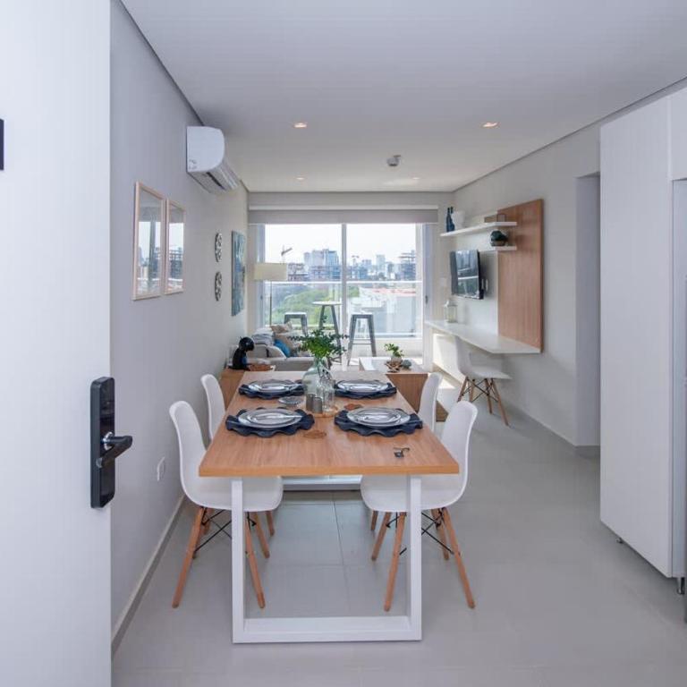 Business Apartment with City Views Pool and Gym - Apartment - 10
