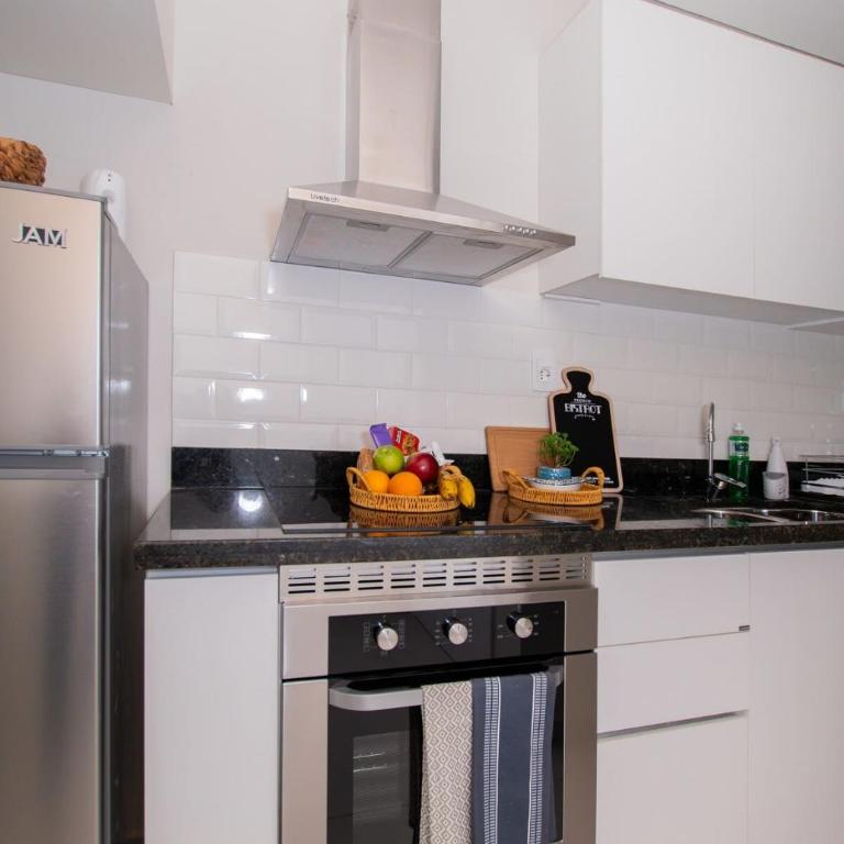 Business Apartment with City Views Pool and Gym - Apartment - 15