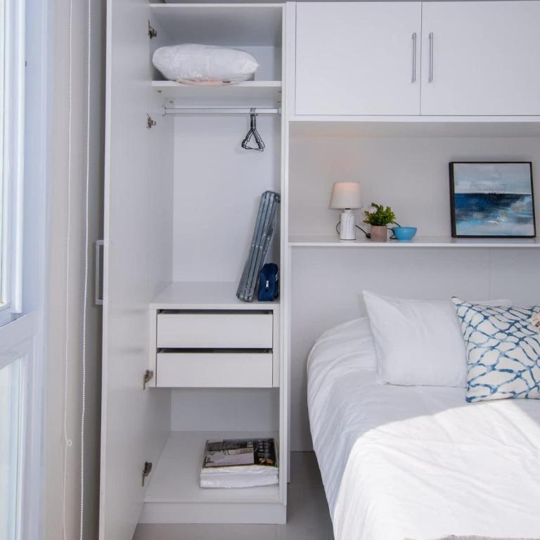 Business Apartment with City Views Pool and Gym - Apartment - 20