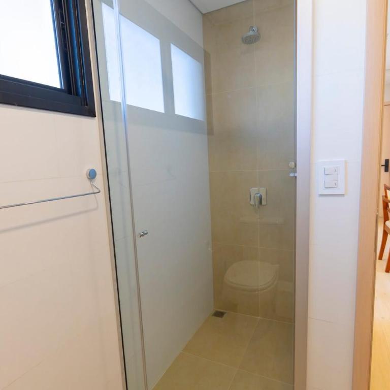 Modern Apt in Central Location with Pool and Gym - Apartment - 17