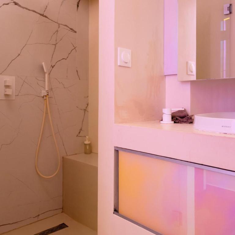 Luxury 2 Bedroom Design Flat in Heart of Marais - Appartement - 19