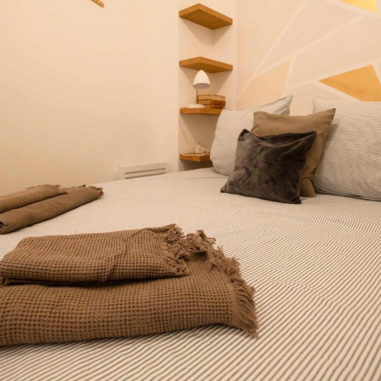 Luxury 2 Bedroom Design Flat in Heart of Marais - Appartement - 15