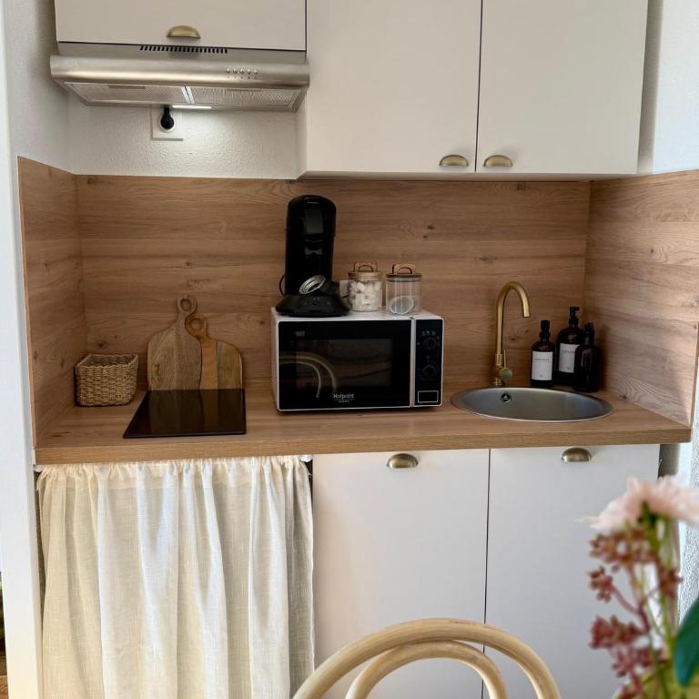 L'appartement Céleste - T2 vue lac - Port Bourgenay Wifi - 3ème étage - Appartement 1 Chambre - 17