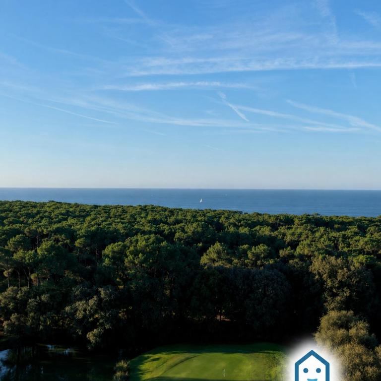 L'appartement Céleste - T2 vue lac - Port Bourgenay Wifi - 3ème étage - Appartement 1 Chambre - 38