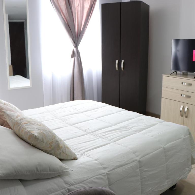 Acogedor apartaestudió, cerca Av de los estudiantes, Norte de la ciudad, Univesidades - One-Bedroom Apartment - 5