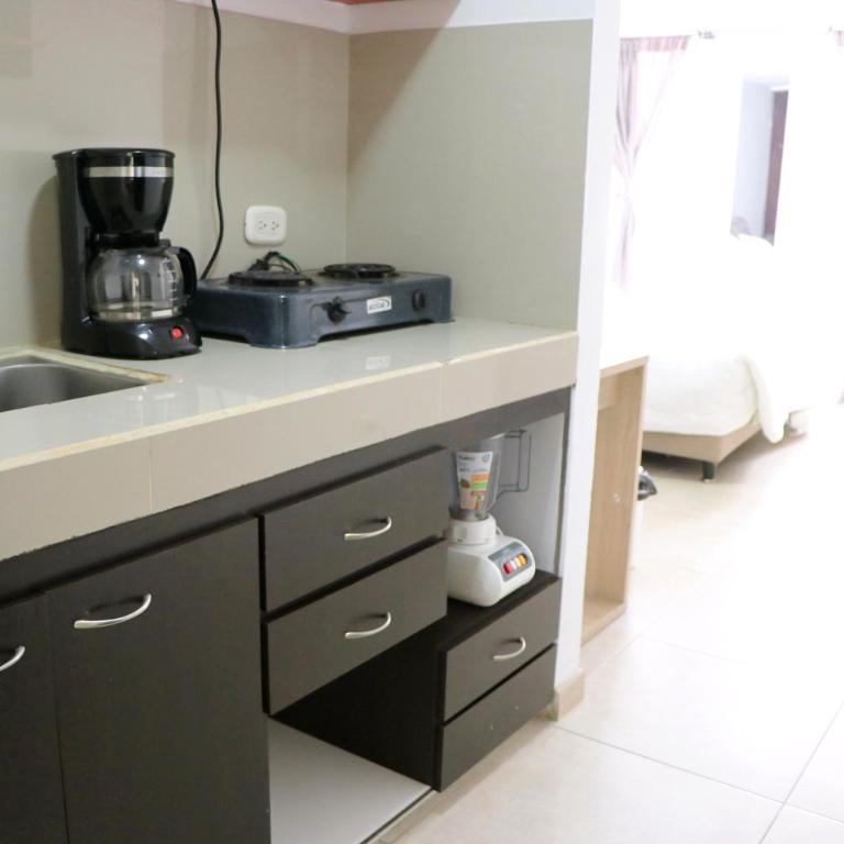 Acogedor apartaestudió, cerca Av de los estudiantes, Norte de la ciudad, Univesidades - One-Bedroom Apartment - 13